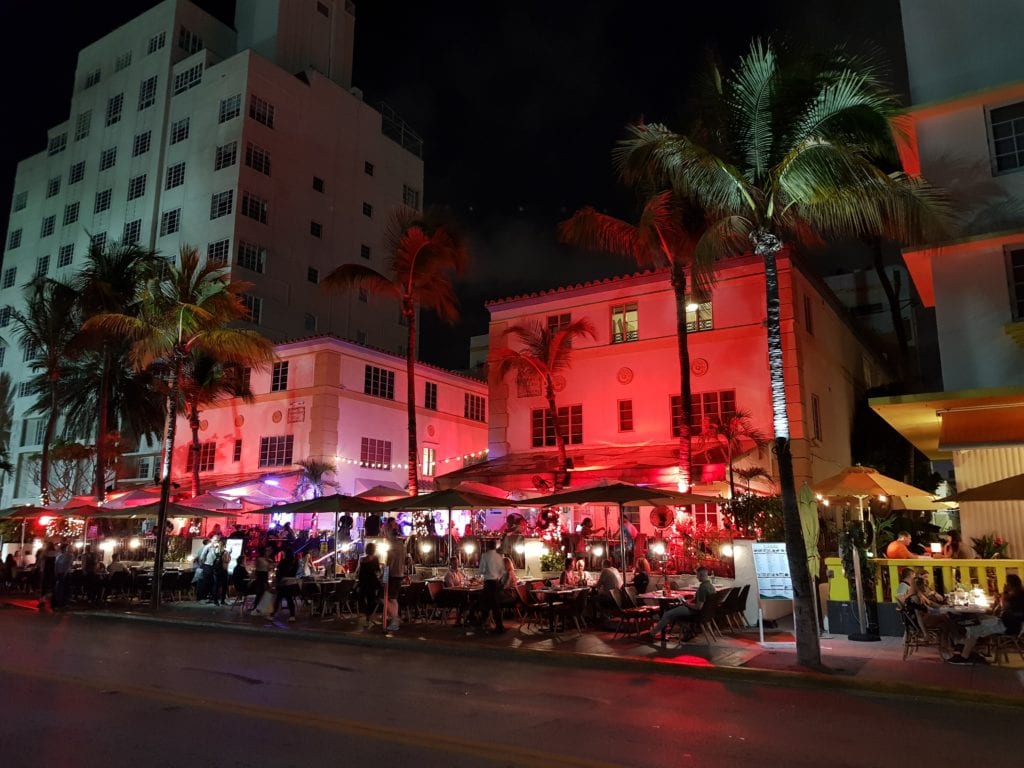 Cosa visitare a Miami ocean drive orologio locali