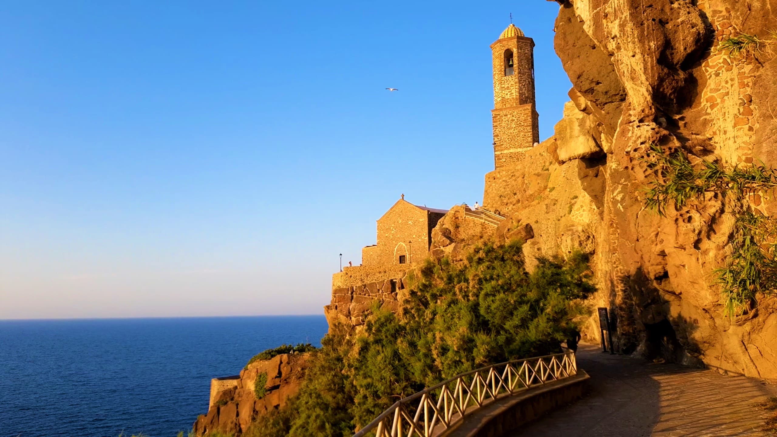 Sardegna Castelsardo centro storico e castello!