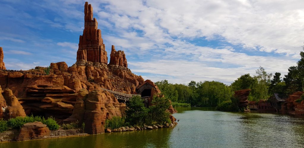 Attrazioni disneyland paris Big Thunder Mountain scaled