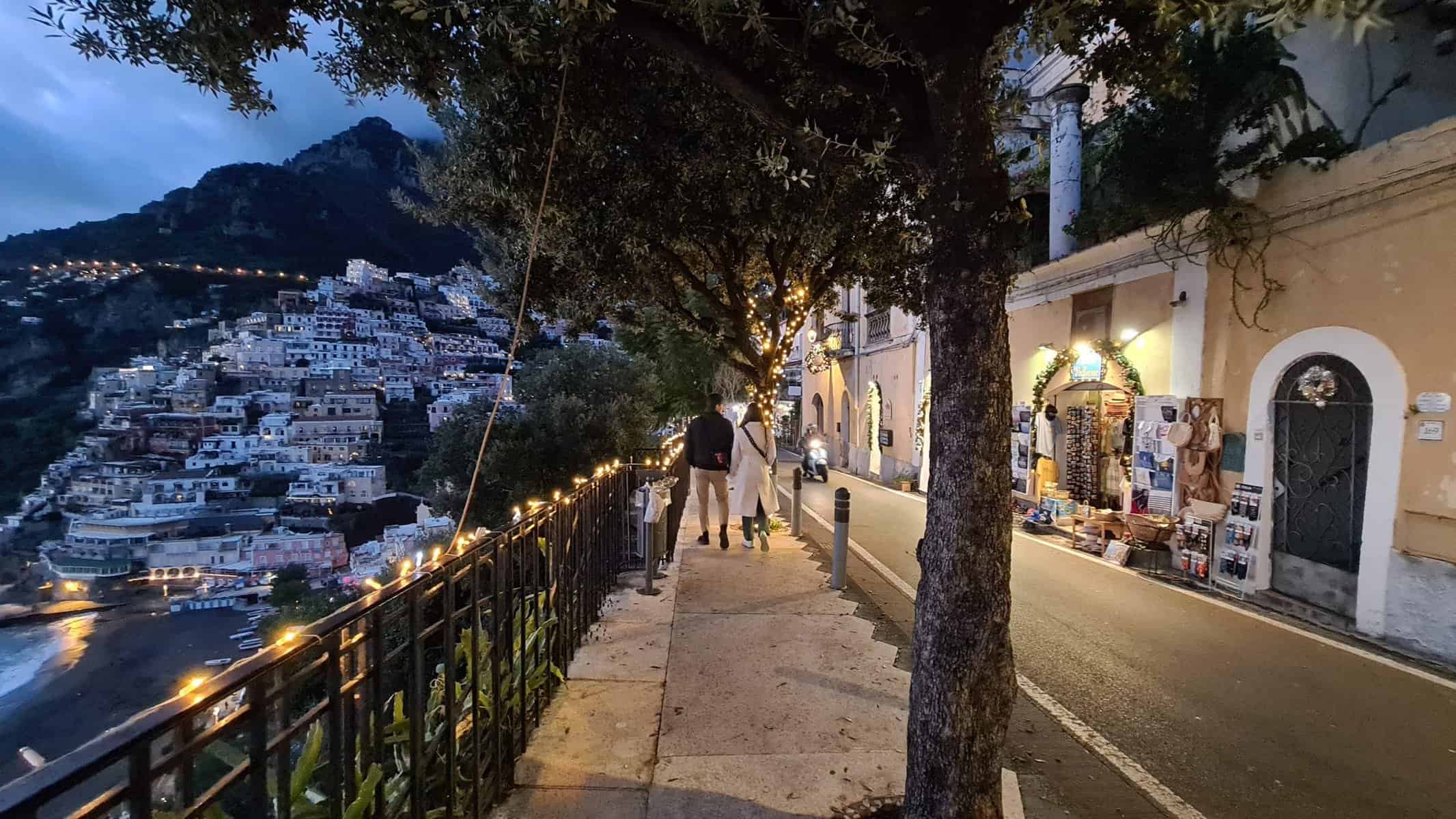 Costiera Amalfitana Positano in inverno tripilare 60 scaled