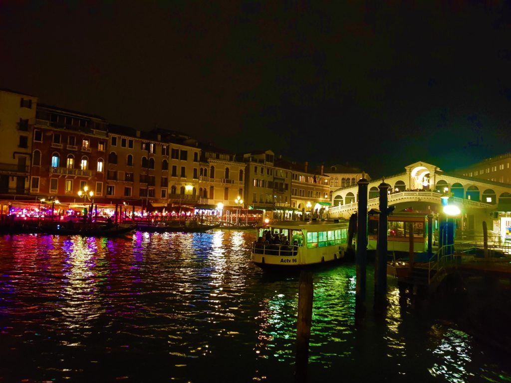 What is the best time of year to travel to Venice Italy rialto scaled