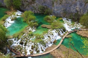 Read more about the article Plitvice Lakes National Park: Is Plitvice lakes worth visiting?