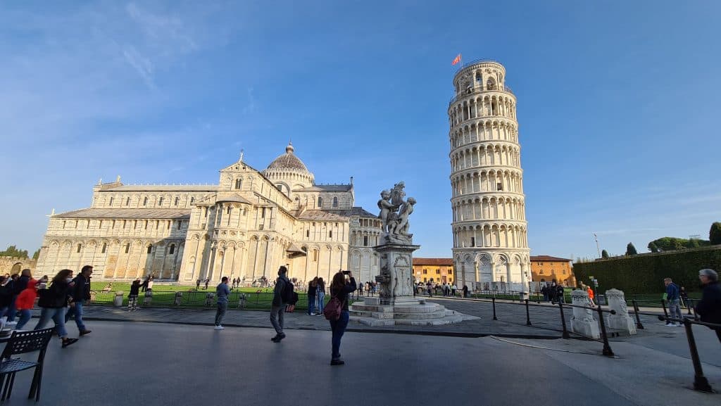 pisa leaning tower leaning tower of pisa fall Why is the Leaning Tower of Pisa leaning 5 scaled