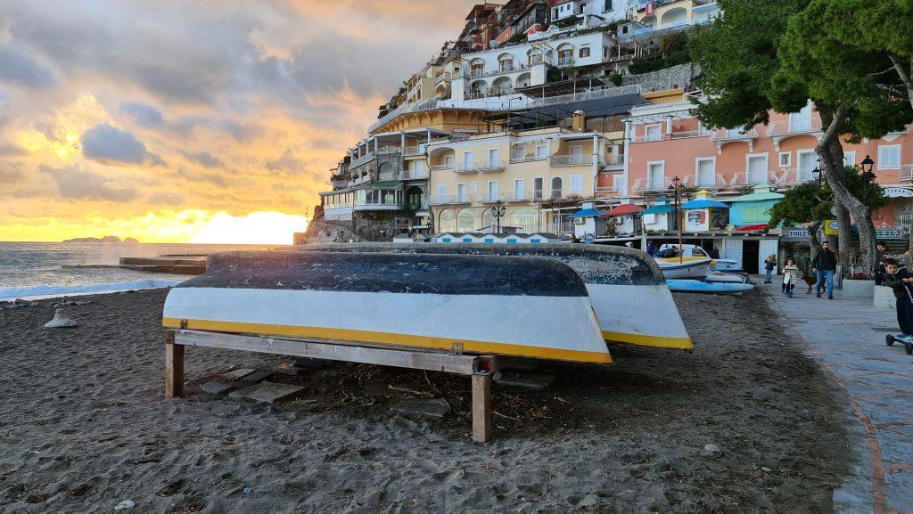 sunset Positano Italy in winter tripilare 40 scaled