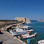 Crete things to do beaches Crete Heraklion venetian fortress harbour Tripilare 2