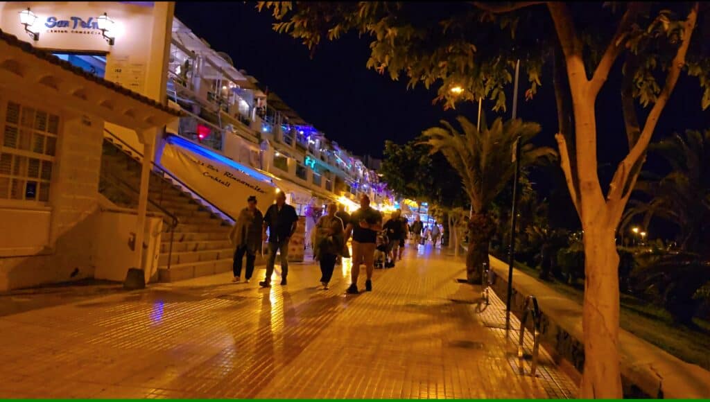 Los Cristianos promenade bar at night with cold drinks and beer availability, Tenerife South nightlife.