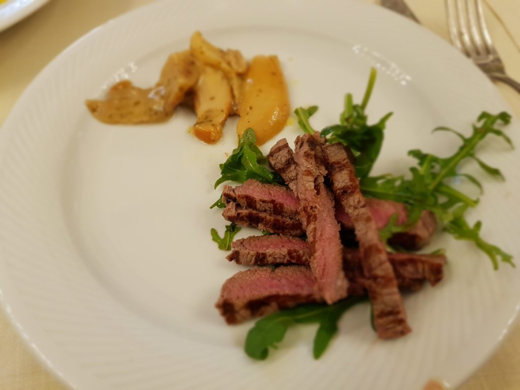 Hotel Ristorante Luisella Val Serina Carne funghi