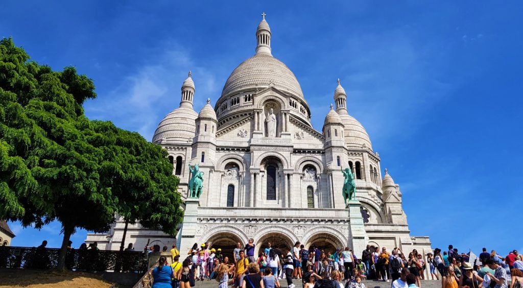 Cosa vedere nella zona di Montmartre il quartiere degli artisti a Parigi basilica sacro cuore