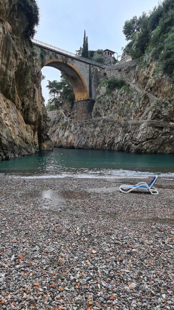 Spiaggia Fiordo di Furore in inverno Costiera Amalfitana tripilare 14