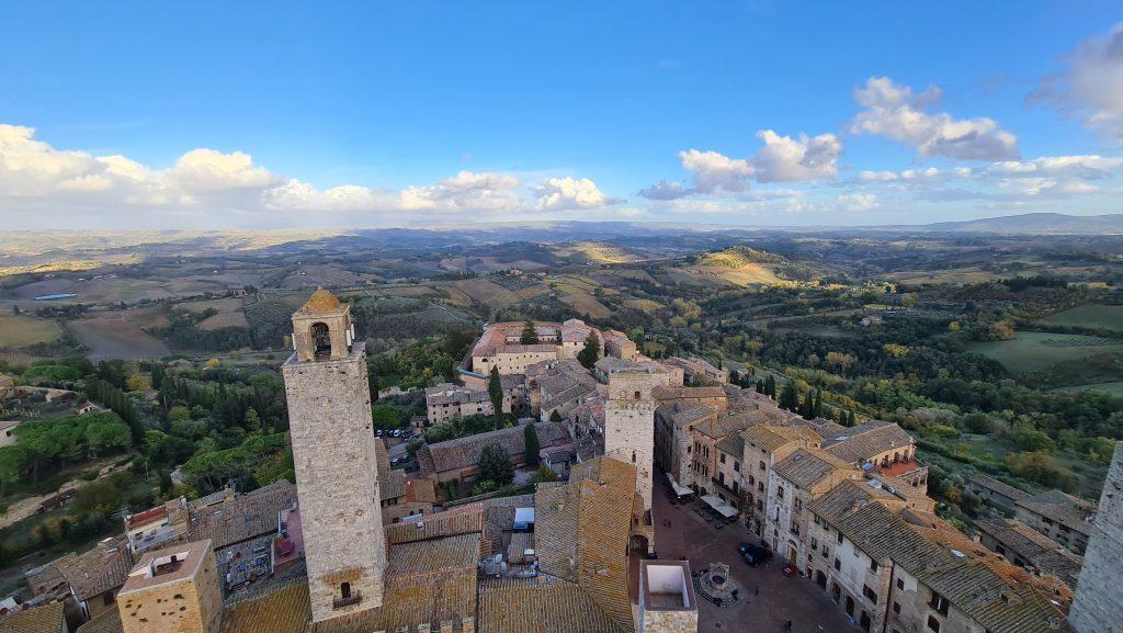 Cosa vedere a San Gimignano torre grossa vista toscana dallalto tripilare 10