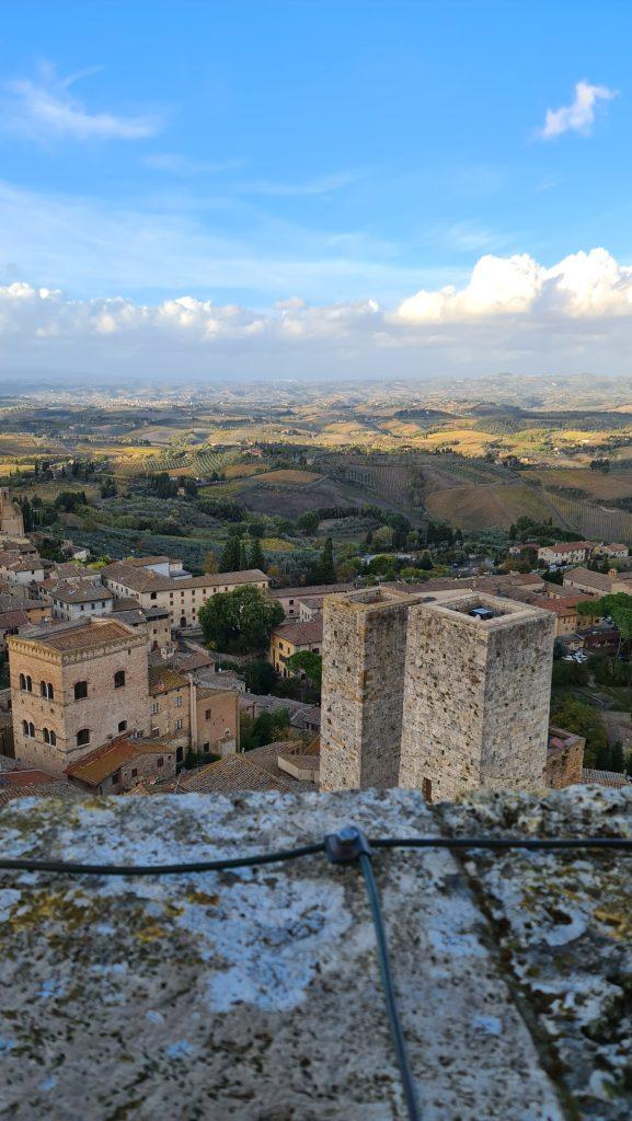 Cosa vedere a San Gimignano torre grossa vista toscana dallalto tripilare 11