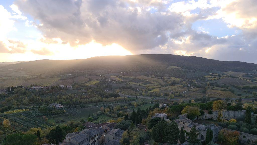 Cosa vedere a San Gimignano torre grossa vista toscana dallalto tripilare 18