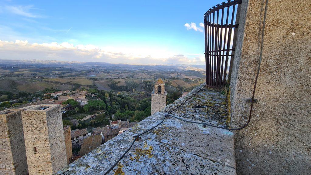 Cosa vedere a San Gimignano torre grossa vista toscana dallalto tripilare 20