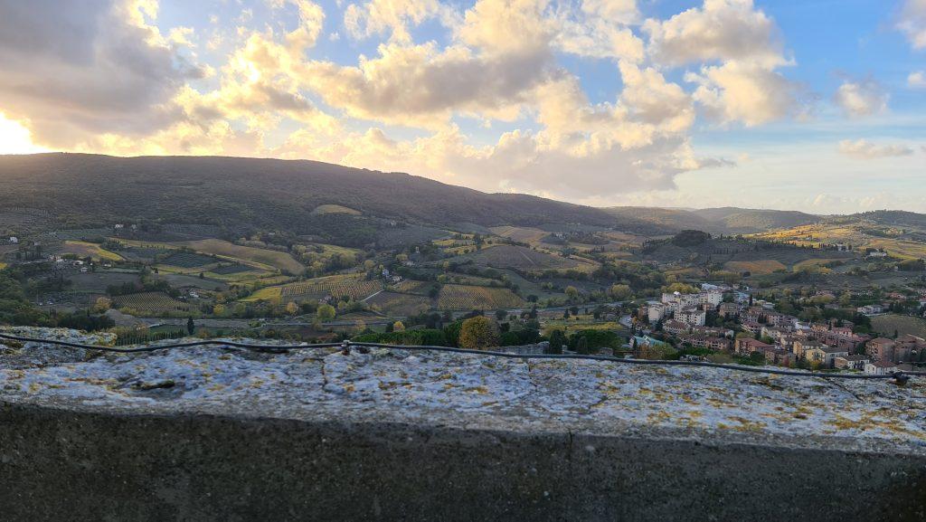 Cosa vedere a San Gimignano torre grossa vista toscana dallalto tripilare 3