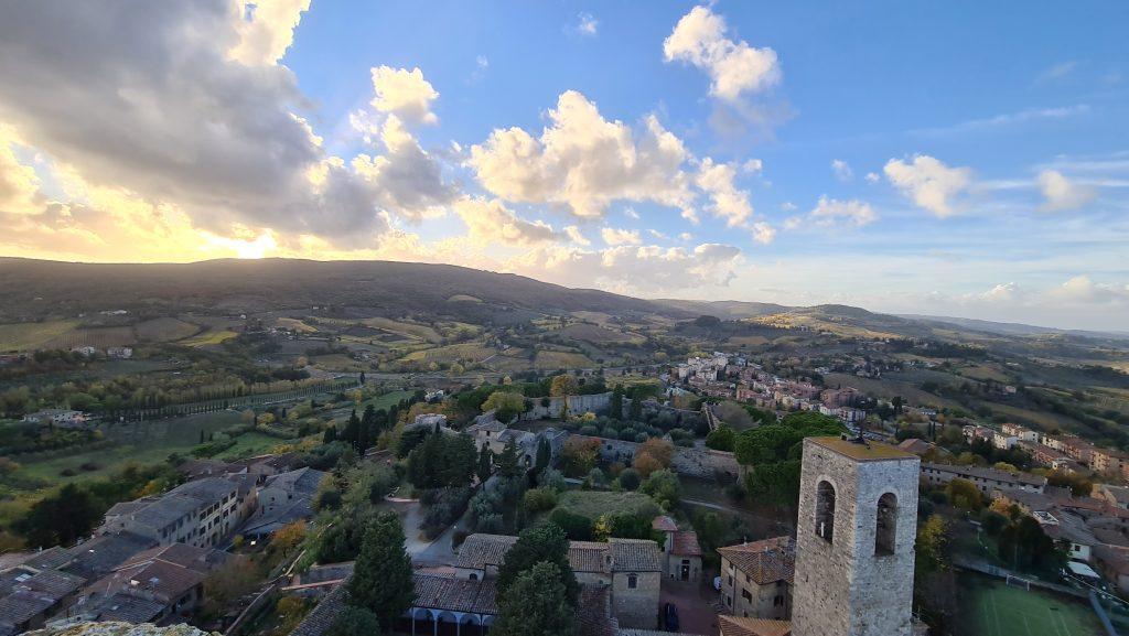 Cosa vedere a San Gimignano torre grossa vista toscana dallalto tripilare 4