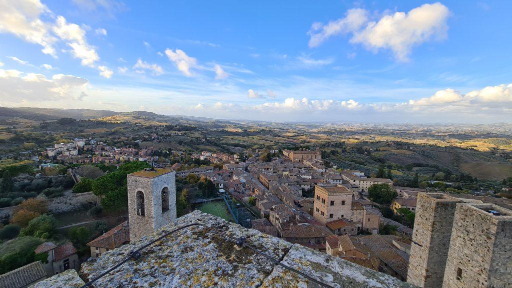 Cosa vedere a San Gimignano torre grossa vista toscana dallalto tripilare 6