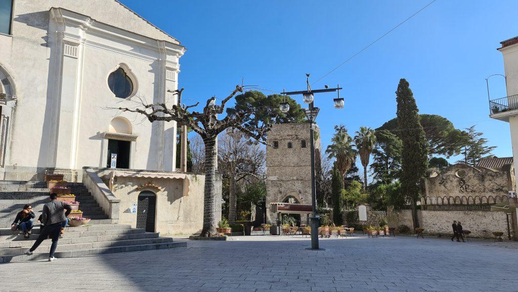 Immagini Piazza Duomo Ravello Costiera Amalfitana 6