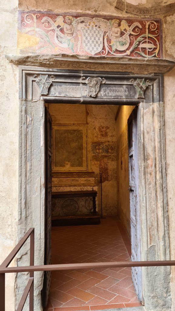 Palazzo Pretorio castello Certaldo cosa vedere Il paese del Boccaccio in Toscana 13