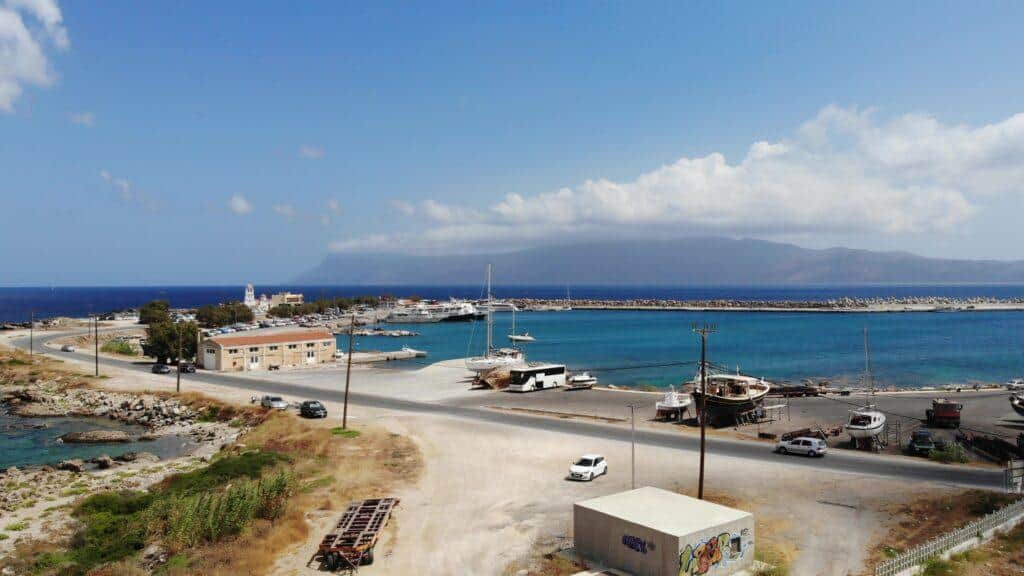 Creta porto di Kissamos dove si prendono le barche per la spiaggia di Balos