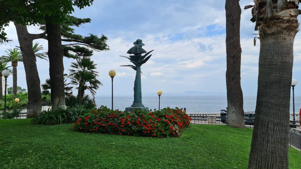 Cosa vedere a Sorrento Piazza della Vittoria