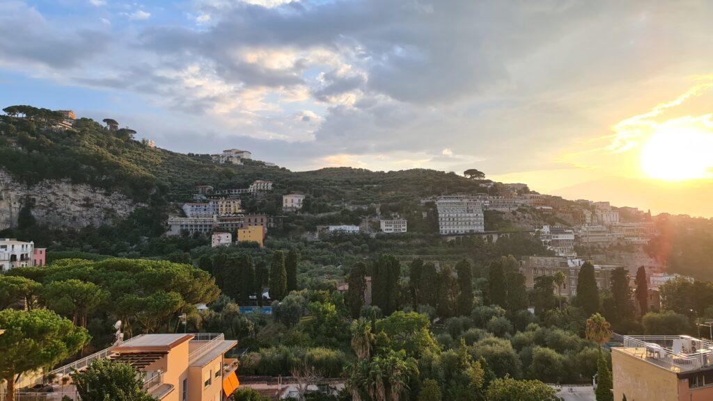 Ristoranti Sorrento Ristorante Terrazza Vittoria dellHotel Continental tramonto Sorrento 3