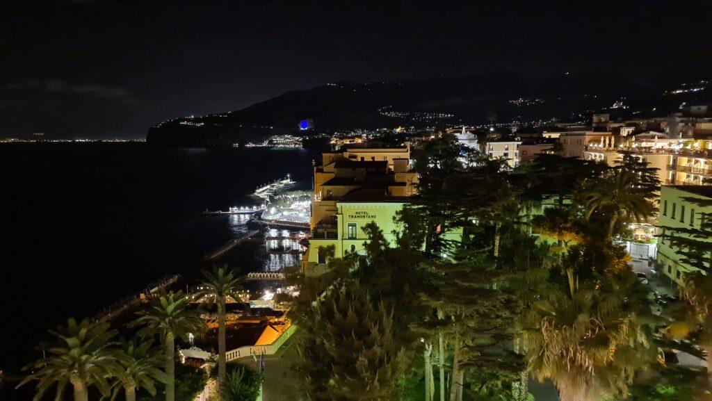 Ristoranti con vista a Sorrento Ristorante Terrazza Vittoria dellHotel Continental 37