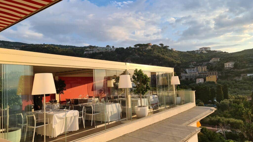 Ristoranti con vista a Sorrento Ristorante Terrazza Vittoria dellHotel Continental 4