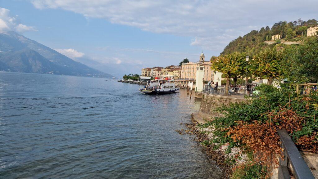 Lago di Como Bellagio cosa vedere lungolago Europa in autunno 1