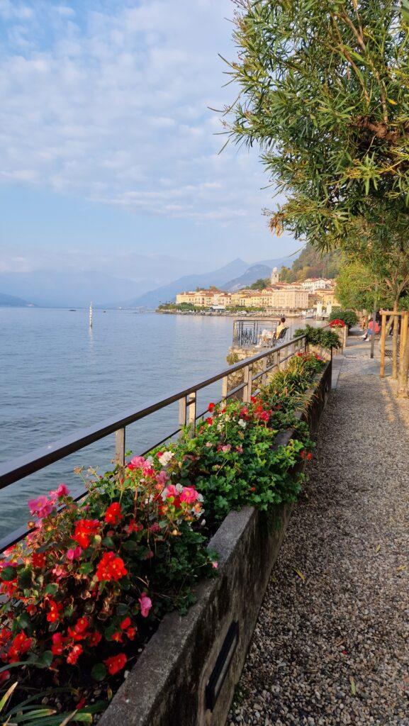 Lago di Como Bellagio cosa vedere lungolago Europa in autunno 16