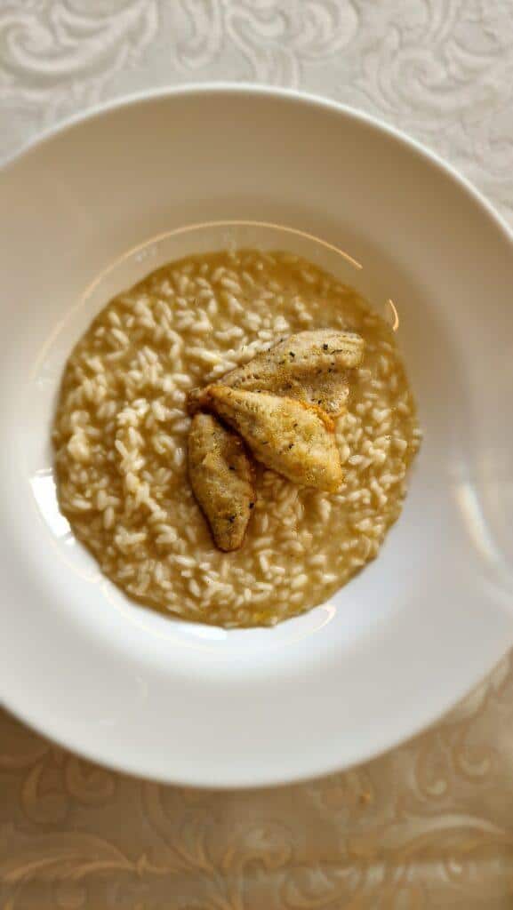 Lago d'Iseo Riva di Solto cosa vedere? 4 Lago diseo ristoranti riva di solto ristorante bellavista risotto agrumi e pesce