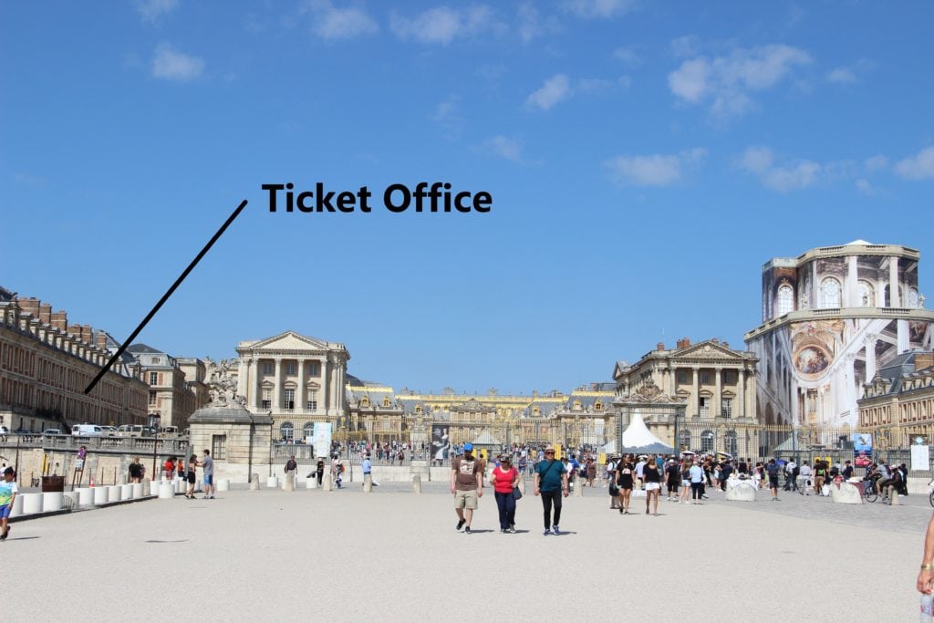 How-to-skip-the-line-at-the-Palace-of-Versailles-ticket-office