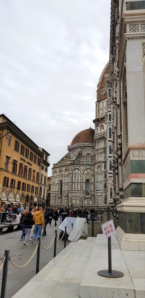 Florence cathedral square Florence cathedral is a monument you should visit Florence