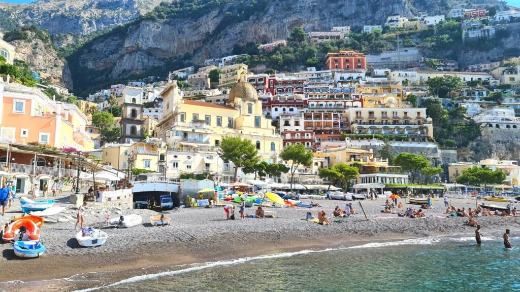 Italian Amalfi Coast Towns