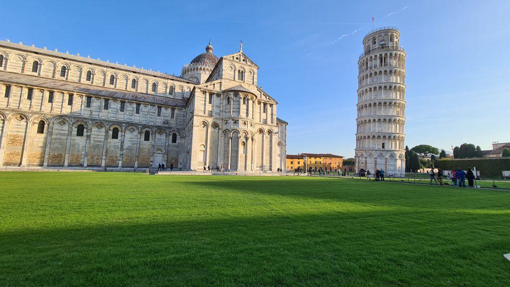 pisa leaning tower leaning tower of pisa fall Why is the Leaning Tower of Pisa leaning