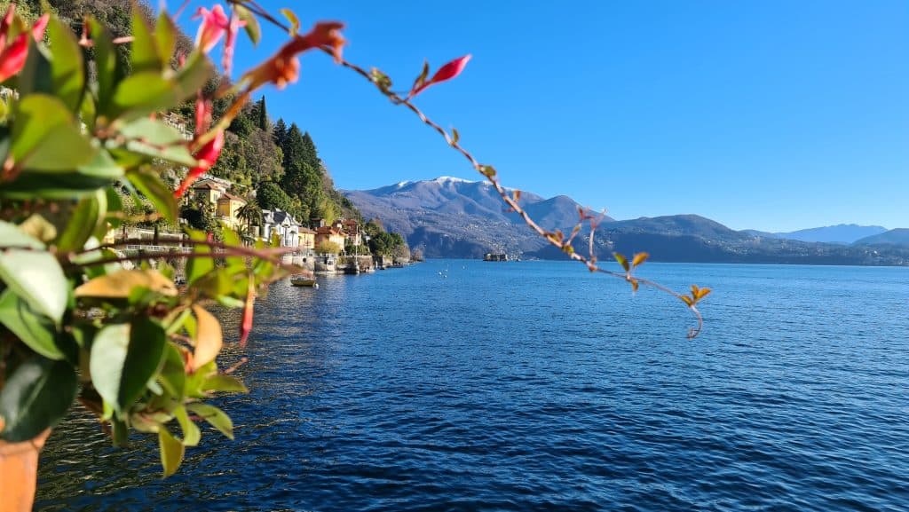 Cannero Riviera Lake Maggiore in winter tripilare 14 scaled