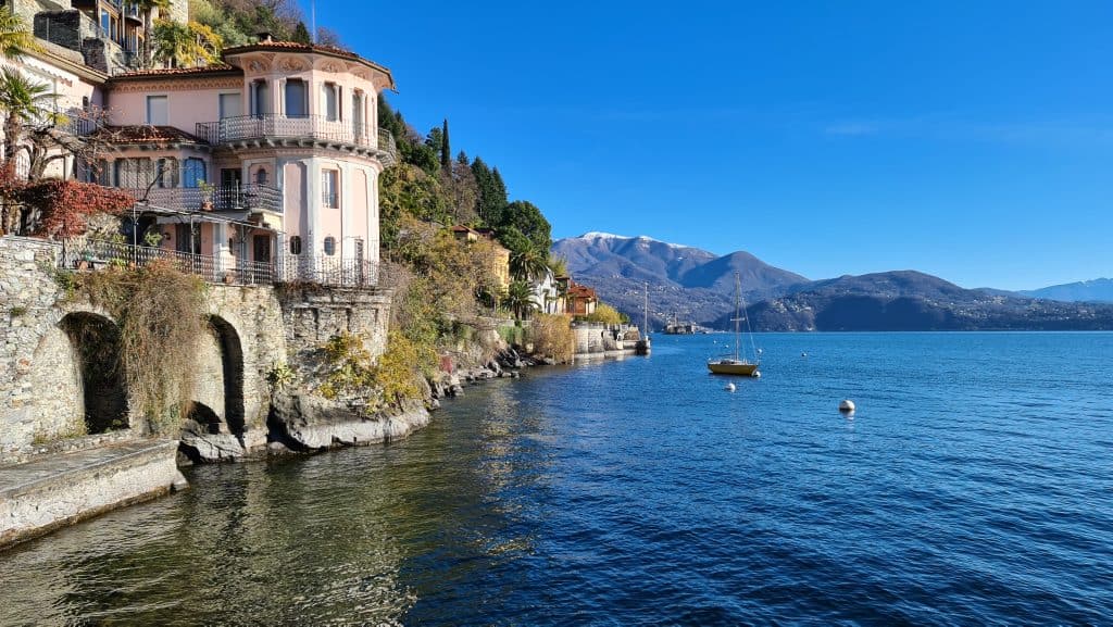 Cannero Riviera Lake Maggiore in winter tripilare 25 scaled