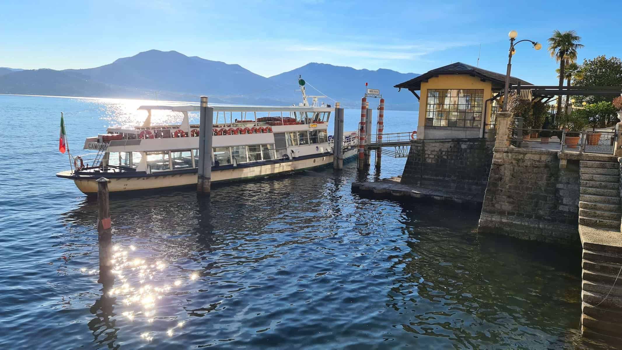 boat Cannero Riviera Lake Maggiore in winter tripilare scaled