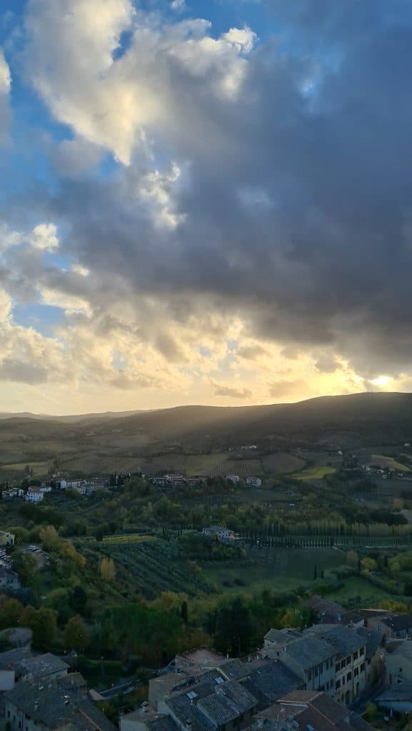 Tuscan village San Gimignano Italy torre grossa tower and tuscany view tripilare 25