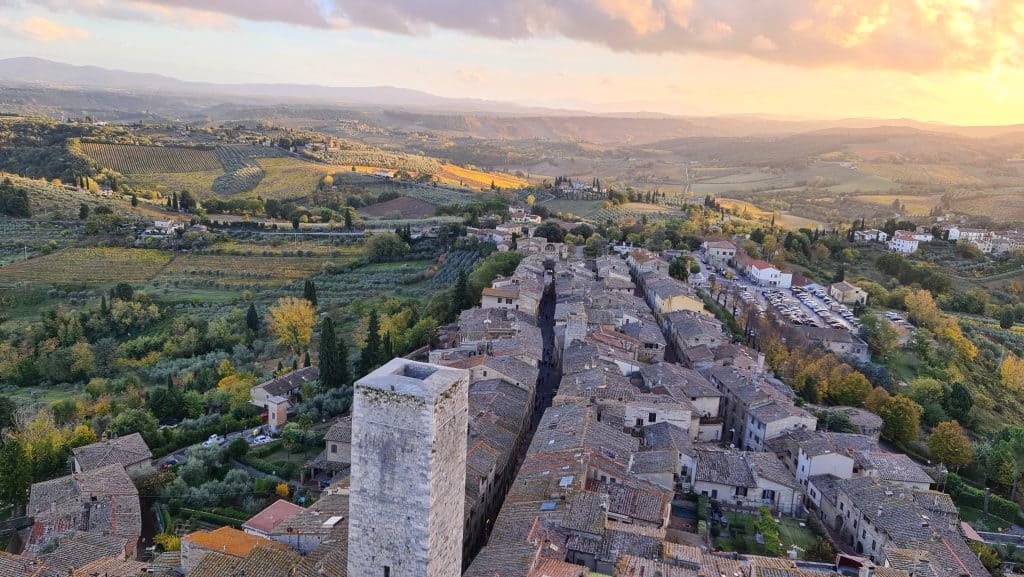 Tuscan village San Gimignano Italy torre grossa tower and tuscany view tripilare 26