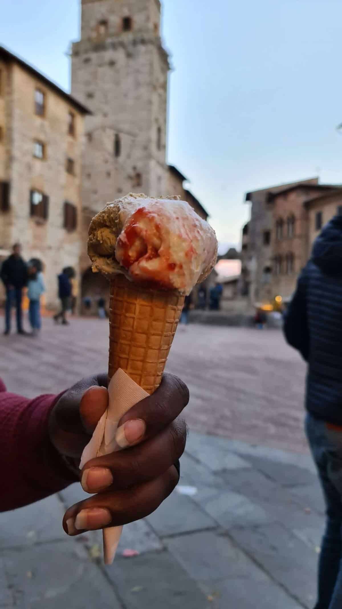 Tuscany san gimignano italy gelato tripilare 7