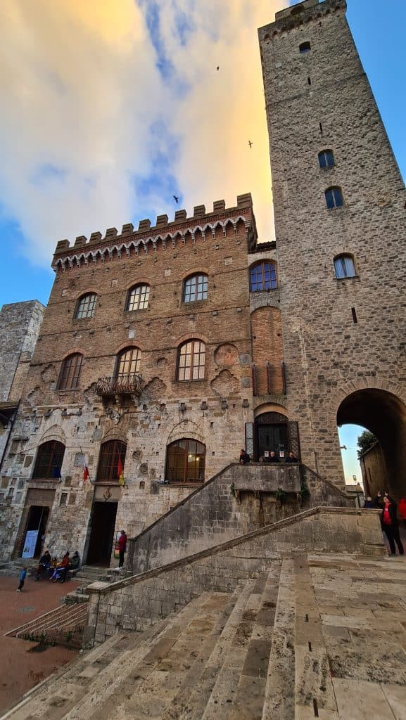 old town Tuscan village San Gimignano Italy things to do tripilare 1