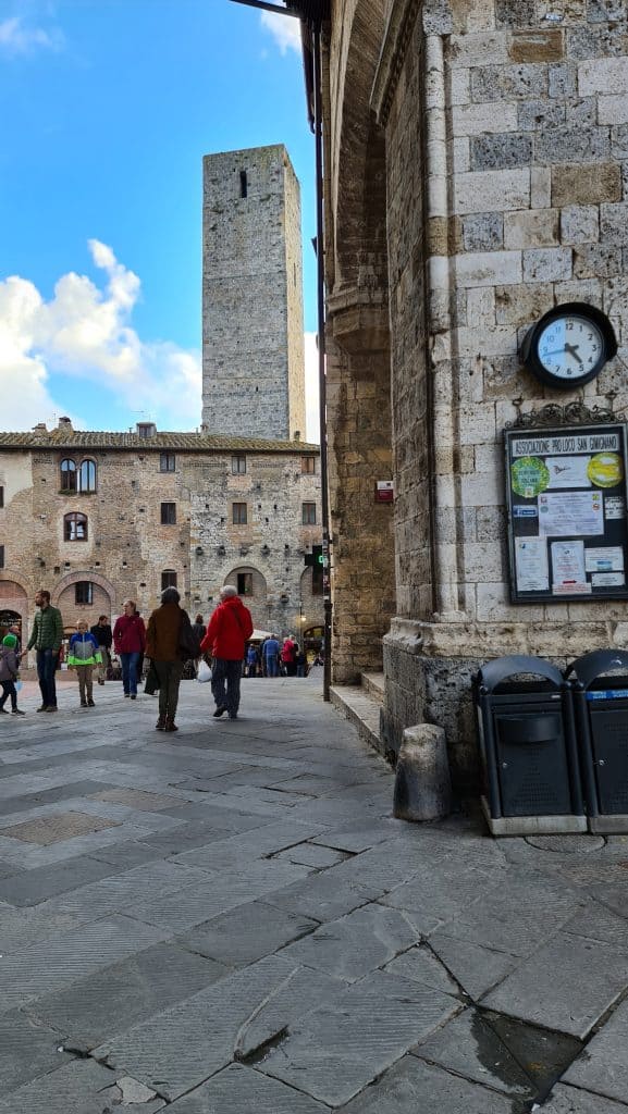 old town Tuscan village San Gimignano Italy things to do tripilare 13 1