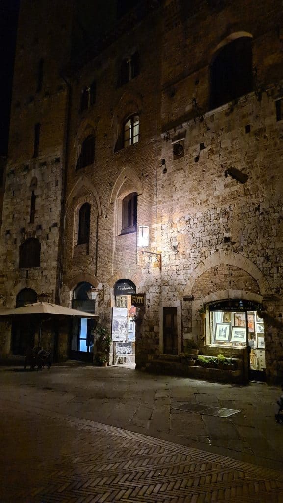 old town Tuscan village San Gimignano Italy things to do tripilare 32