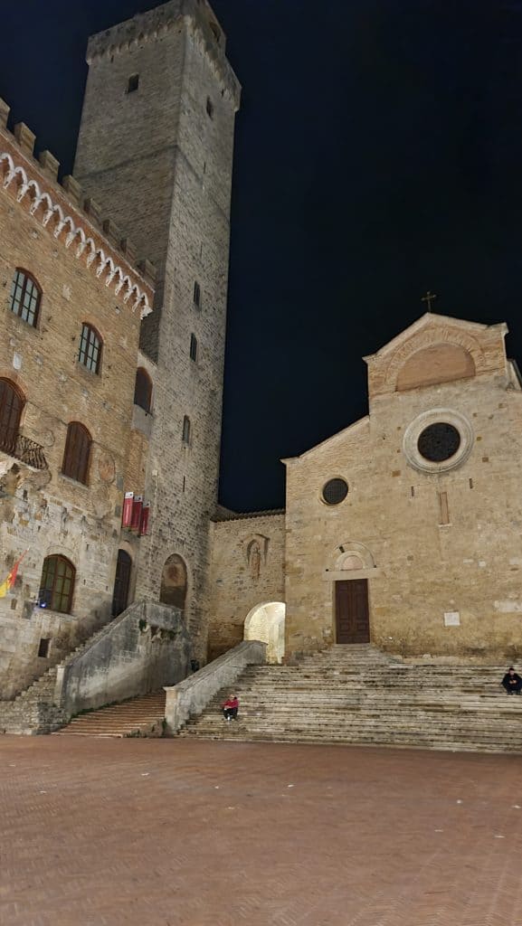 old town Tuscan village San Gimignano Italy things to do tripilare 38