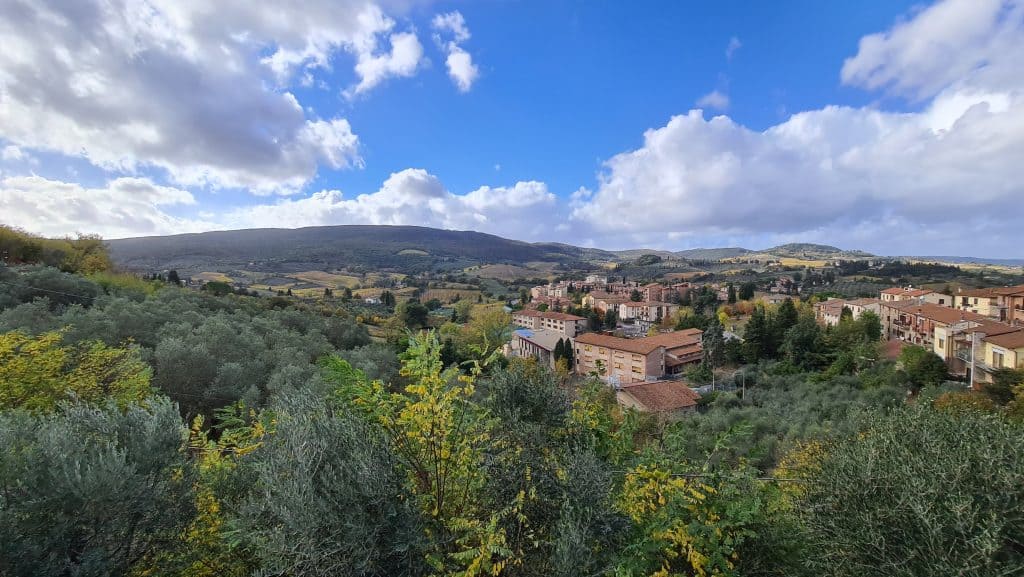 old town Tuscan village San Gimignano Italy things to do tripilare 5 1