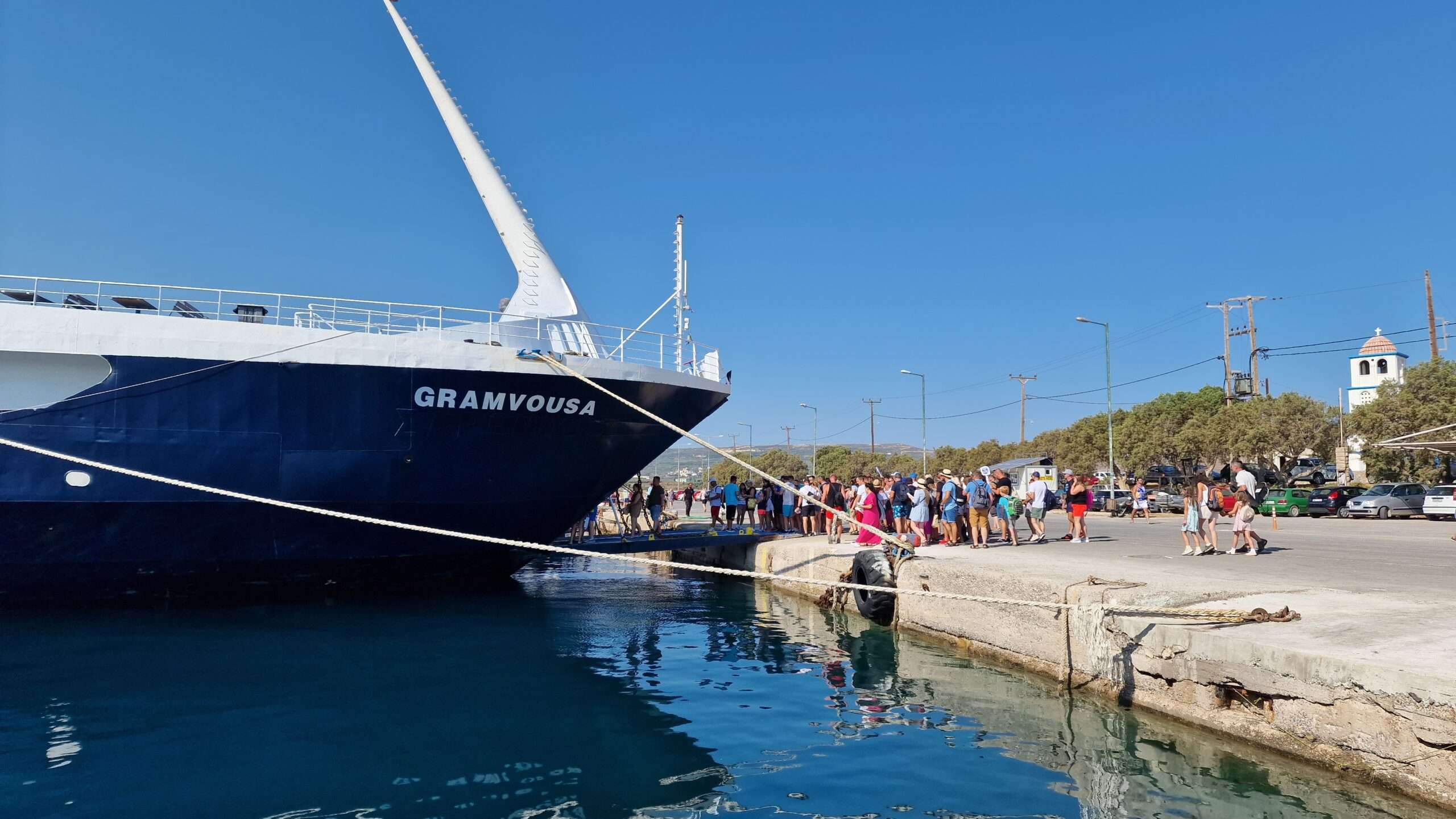 Crete boat tours departing from the harbor of Kissamos to Balos Beach 3