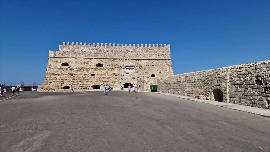 Crete things to do beaches Crete Heraklion venetian fortress harbour Tripilare 1