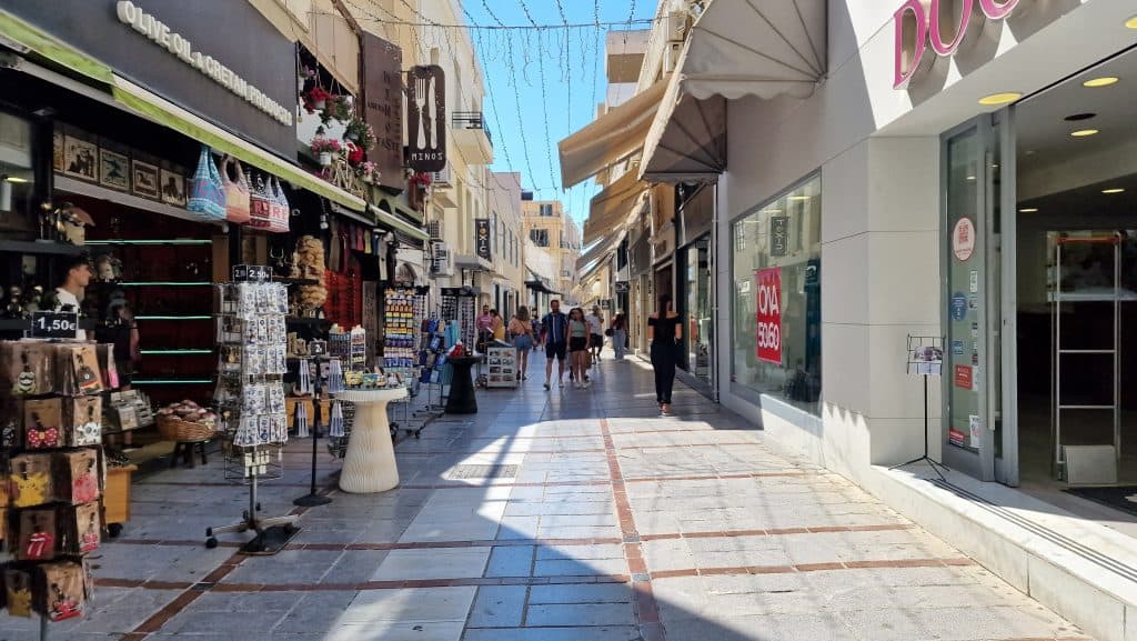 Heraklion city center with shops Dedalou street 1