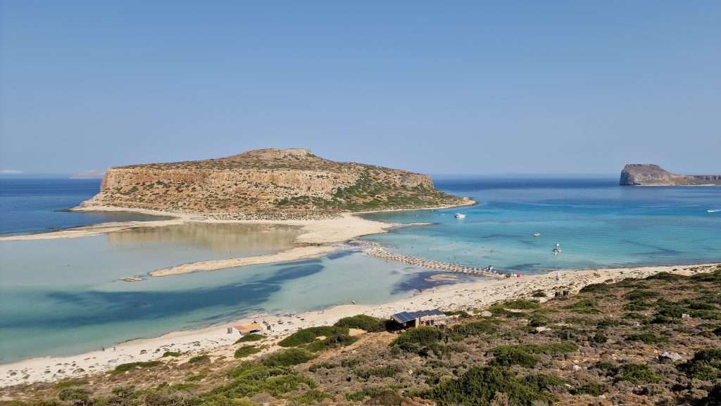 crete balos beach trail viewpoint Balos beach balos lagoon from above path Crete things to do Top beaches Crete tripilare 3