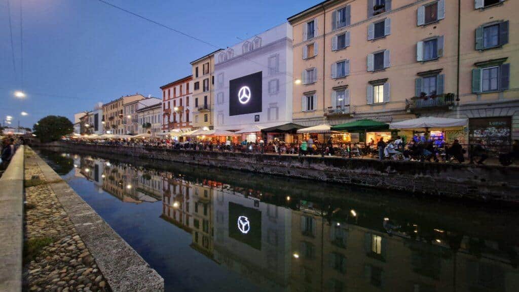 Milan Things to do by night The Navigli Naviglio Grande 4